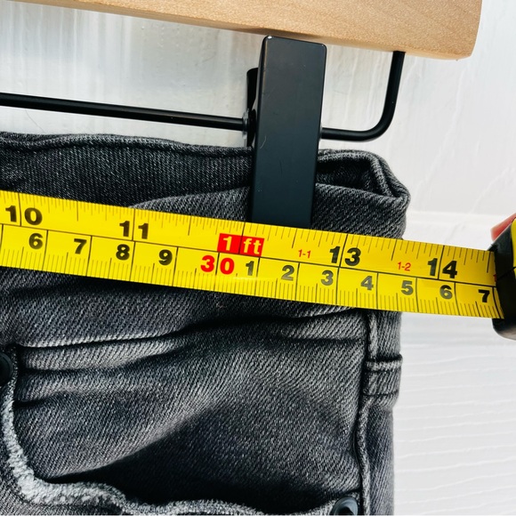 Good American Dark Gray Skinny Jeans 2/26 inseam 27 - Picture 10 of 13